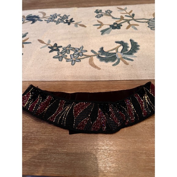 MAJAY Beaded Belt Black Red Gold Tapestry Accents Waist Dressy Party - Picture 5 of 5